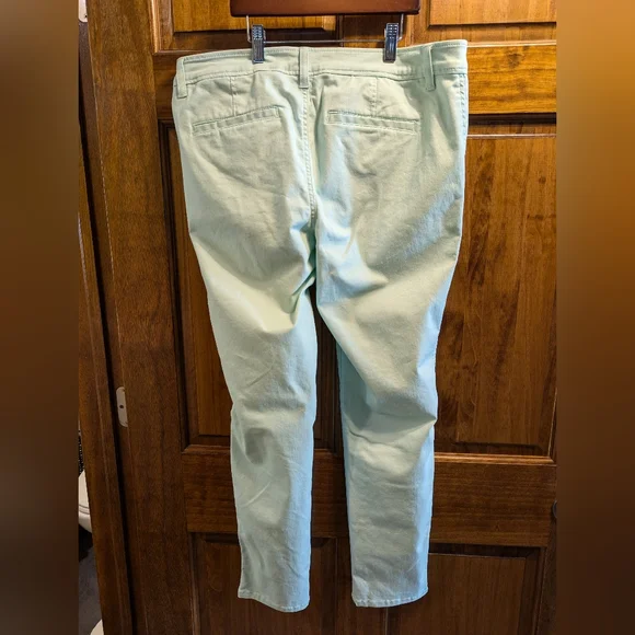 Mid Rise Skinny Cuffed Pant - Picture 2 of 6